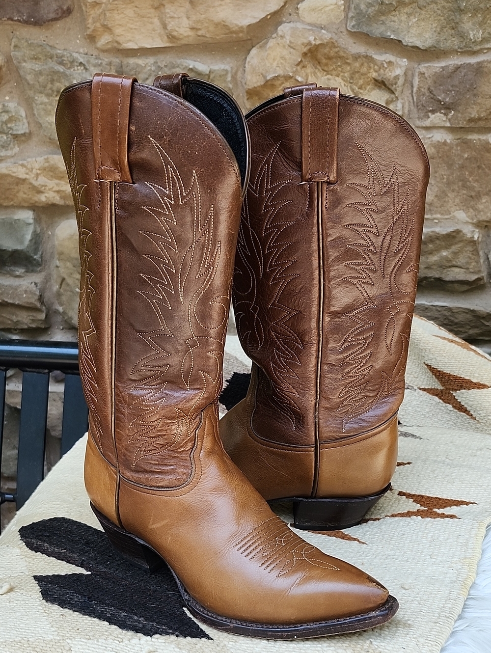 TONY LAMA LEATHER WESTERN BOOTS - Picture 12 of 12